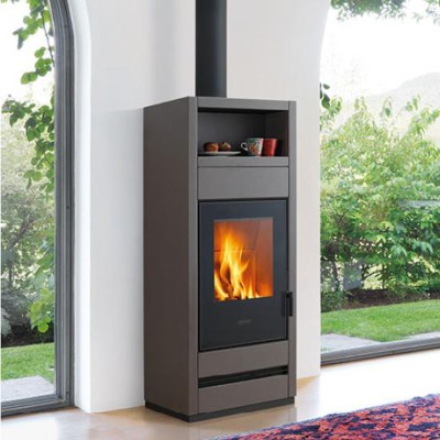 Stufa a Legna modello E928...