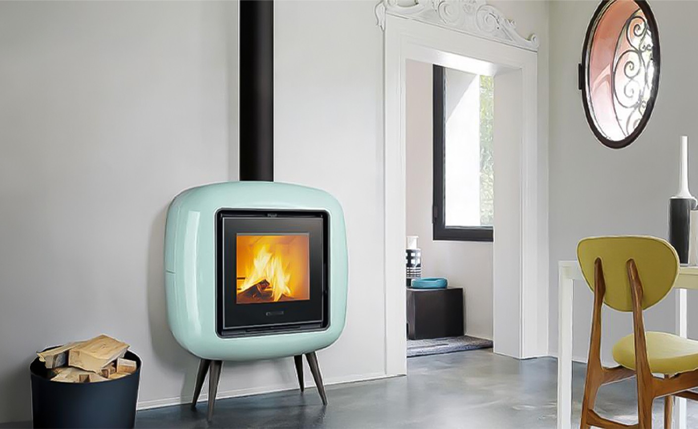 Piazzetta presenta la stufa a legna Bonny